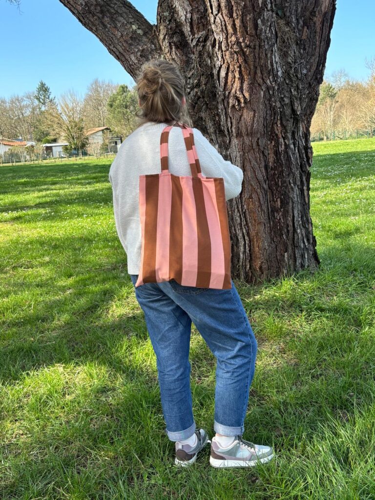 Tote bag cousu main porté